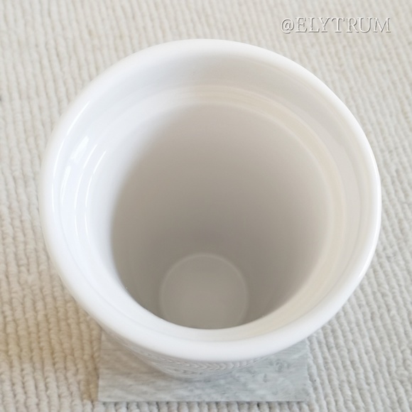 Rae Dunn Coffee Tumbler with lid - Picture 4 of 7